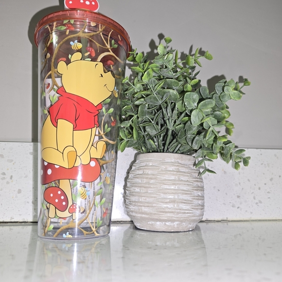 Winnie the Pooh Red Tumbler with Straw - Picture 7 of 10